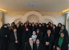  ارگان رسانه ای نزدیک به سپاه: تلاش ۲۵۰ آرایشگر «خدامحور ظهورساز» برای ترویج سبک آرایشگری اسلامی با برداشت ناخن کاشته شده و از بین بردن تتو/ الگوی این افراد آرایشگر دربار فرعون است