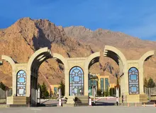 انفجار در ورودی درب پردیس دانشگاه رازی کرمانشاه به علت نشت گاز/ مجروح شدن یک نفر