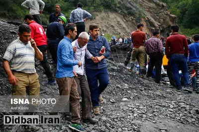 خانواده متوفیان حادثه معدن جهت طرح شکایت به دادسرای آزادشهر مراجعه کنند