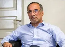 واعظ آشتیانی: این انصاف نیست که بگوییم فرزندان و بستگان مسئولان پایشان را از کشور بیرون نگذارند