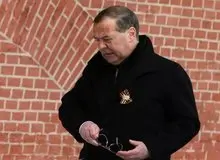 مدودف: روسیه به «ضرب‌الاجل نمایشی» ترامپ اهمیتی نمی‌دهد