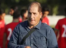 استاد اسدی: علی دایی اسطوره است