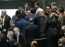 کامران: سوال از رئیس‌جمهور محل کاسبی است/ هاشم‌زایی: فقط خدا زورش به پشت‌پرده موسسات مالی می‌رسد
