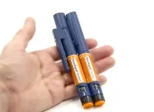 شرکت نوودیسک:انسولین قلمی از دانمارک وارد شده، توزیع آن با ما نیست/عضو کمیسیون بهداشت: دارو قاچاق می شود