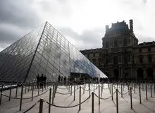 حادثه تازه در لوور
