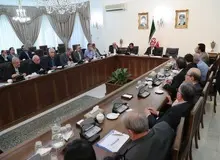 دولت از دستاورد خود در ایجاد ثبات اقتصادی دفاع می‌کند/ عبور از مشکلات کشور با وفاق ملی و وحدت امکان پذیر است
