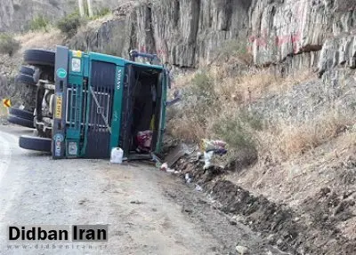 واژگونی یک دستگاه تانکر حامل مواد سوختی در مسیر مریوان - سنندج