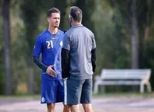 وریا عفوری: با بازگشت علی کریمی و شیخ دیاباته برای قهرمانی می جنگیم/ صحبت درباره امکانات دیگر لوث شده است