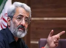 سلیمی نمین: «رئیسی» ریسک بیماری را به جان می خرد و بین مردم می رود