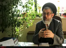 اکرمی:  امثال میثم مطیعی ببیند می‌توانند یک آموزشگاه با افکار مختلف را اداره کنند