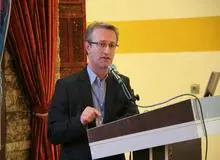 محسنی بندپی: داروهای ناباروری به صورت رایگان عرضه شود
