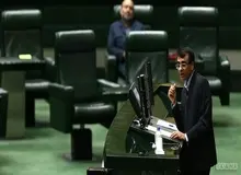 به احتمال زیاد تا پایان سال کشور درگیر کووید ۱۹ است/ در دوران پساکرونا با تلاقی بحران سیاسی، اقتصادی  و اجتماعی روبه‌رو خواهیم بود/ نباید به برداشتن تحریم‌های آمریکا امید واهی داشت