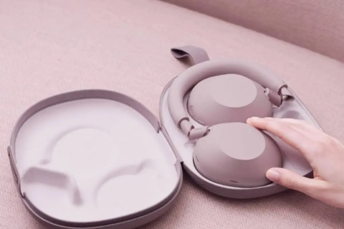 هدفون صورتی سونی از راه رسید