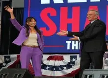 رابرت کندی در حمایت از ترامپ از انتخابات کنار می کشد