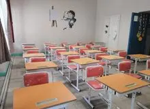 کدام مدارس شهریه دلاری دریافت می‌کنند؟