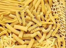 انجمن ماکارونی: یک هفته دیگر بازار ماکارانی آرام می‌شود/ قیمت ماکارانی به ۴۷۰۰ تومان فروکش کرد
