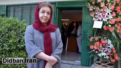 لیلی گلستان: انگار گالری گلستان با وضع اقتصادی خراب مسابقه میگذارد و برنده هم میشود/ سال ۹۸ که وضع اقتصادی رو به خراب شدن رفت، بیشترین فروش را در طی این همه سال داشتیم