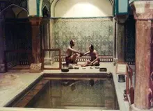 ممنوعه‌های تاریخی؛ از حمام دوشی تا فتنه گوشی