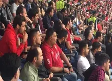 تصاویری از سلبریتی‌های شهر خسته روی سکوهای ورزشگاه تختی!
