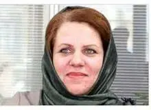 سعیده شفیعی، روزنامه‌نگار اقتصادی برای تحمل ۳ سال و نیم حبس به اوین رفت