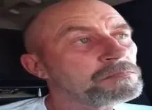 پیام ویدیویی بمب گذار کنگره: افغانستان! من کنار شما ایستاده‌ام؛ این جو بایدن بی شرف باید همه شان را بمباران می کرد/FILM