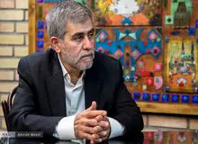 فریدون عباسی: الان مهندس‌ها هم همگی کارگر شده‌اند/ وزارت نفت، انباشتی از نیروی انسانی دارد که به نسبت آن‌ها، «کار» وجود ندارد