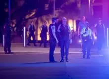 پلیس استرالیا: عاملان حمله به یک جشن یهودی، پدر و پسری ۵۰ و ۲۴ ساله بودند / پدر در محل حمله کشته شد، اما پسر در وضعیت وخیم بستری است 