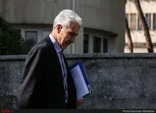 
وزیر علوم از مجلس کارت زرد گرفت