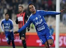 خداحافظی آقای گل استقلال با دنیای فوتبال