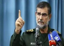 فرمانده نیروی دریایی سپاه: جزایر ایران دژ‌های مستحکمی‌اند، اگر دشمن خطایی کند، همان‌جا پاسخ قاطع خواهد گرفت / دشمنان باید دندان طمع خود را نسبت به جزایر ایران بکشند، چرا که این دندان ریشه ندارد 