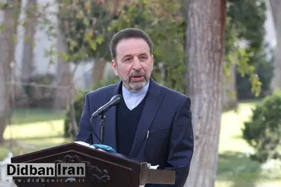 واعظی: ادعای خروج مسئولان دولتی از کشور حرف «بی ربطی» است/ کسانی که مدعیاند این دولت زمین سوخته تحویل میدهد، بگویند این زمینها کجاست