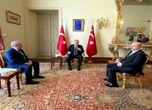  دیدار رئیس مجلس با رئیس جمهور ترکیه مناقشه برانگیز شد/ تحقیر قالیباف توسط اردوغان+عکس
