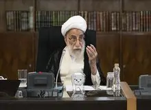 آیت‌الله جنتی: دشمن می‌خواهد با بحرانی نشان دادن وضعیت اقتصادی، جامعه را نگران کند 