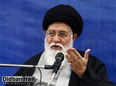نماینده ولی فقیه در استان خراسان رضوی: جماعتی که به خیابان ریختند، از اقلیت جامعه بودند / اکثریت جامعه ما انقلابی و متعهد به نظام هستند